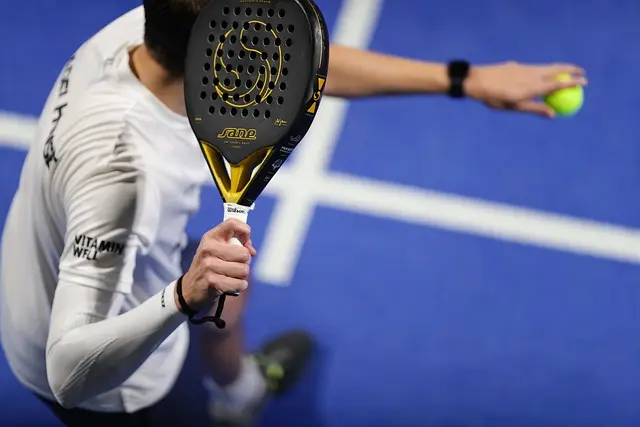 Comment la passion du padel peut renforcer votre esprit d'équipe