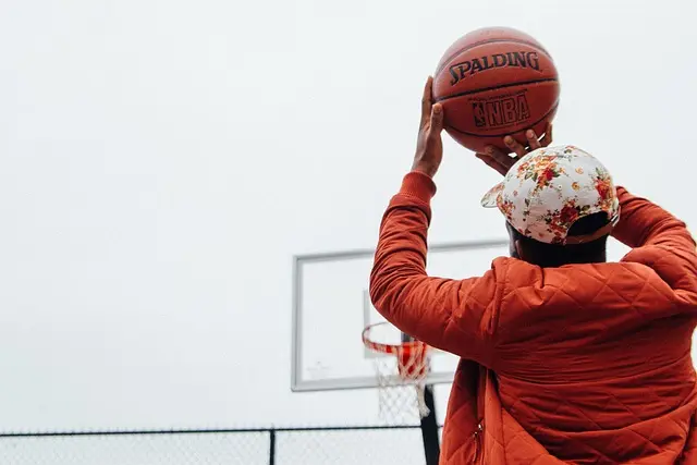 Les 10 erreurs à éviter pour les passionnés de padel